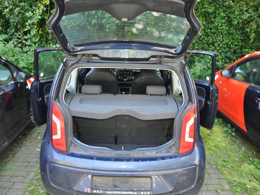 Hochwertiges Laborequipment der städtischen Wasserversorgung-10