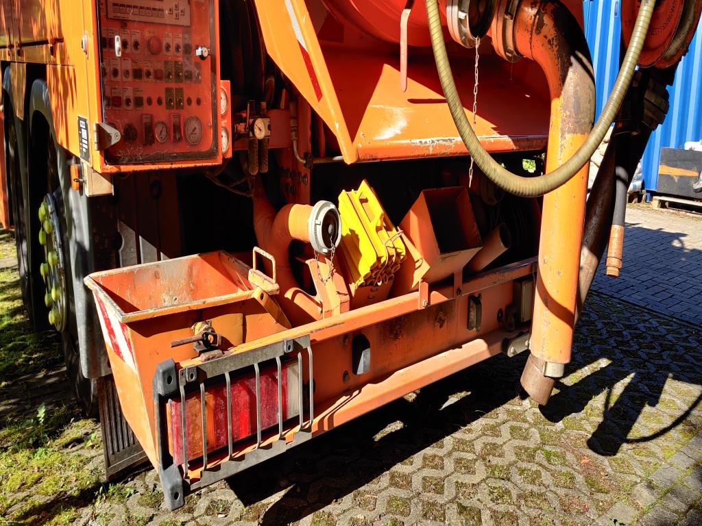 Hochwertiges Laborequipment der städtischen Wasserversorgung-14