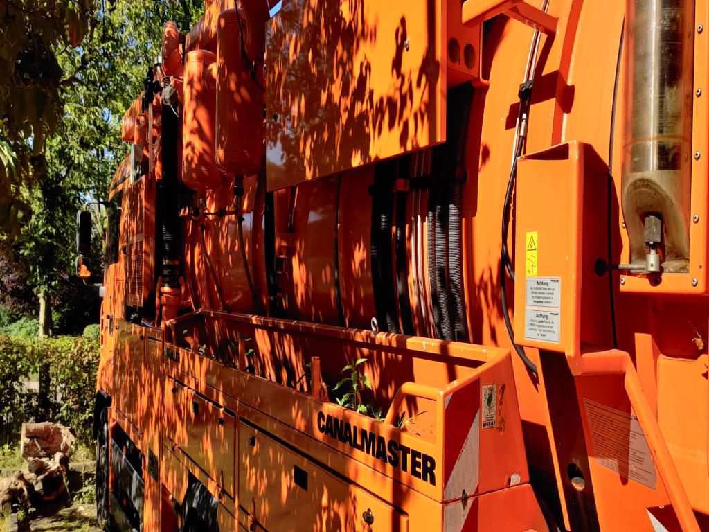 Hochwertiges Laborequipment der städtischen Wasserversorgung-16