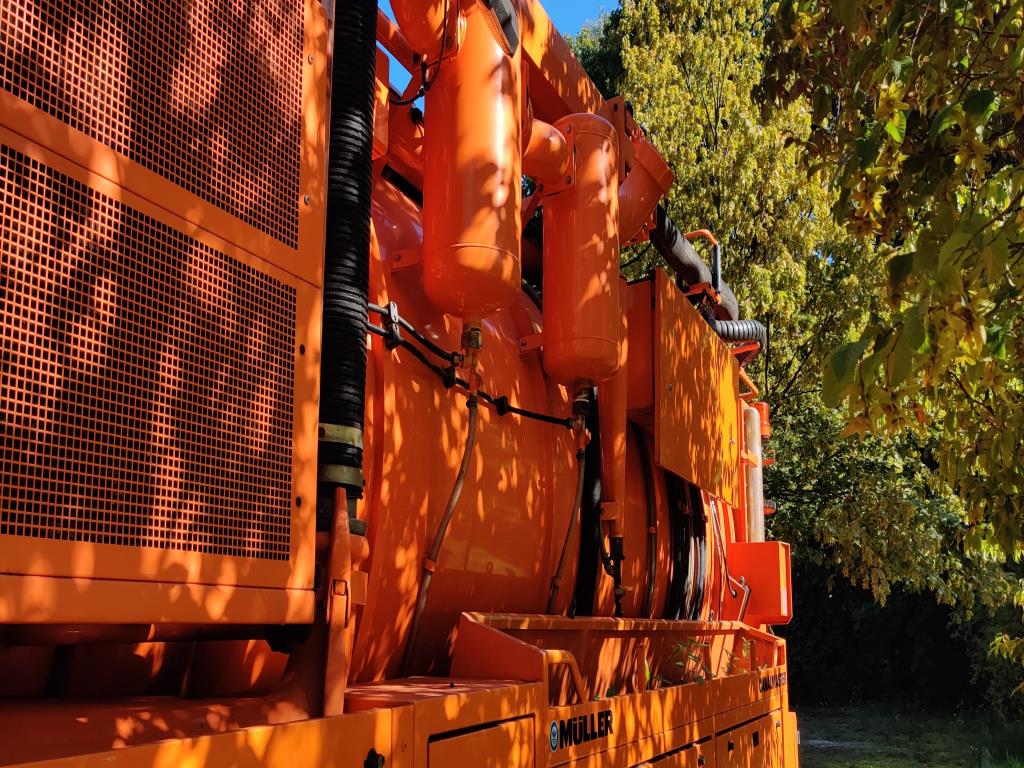Hochwertiges Laborequipment der städtischen Wasserversorgung-18