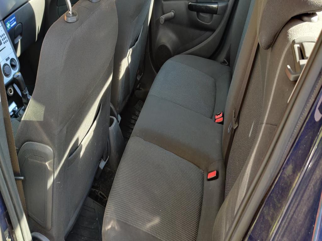 Hochwertiges Laborequipment der städtischen Wasserversorgung-12