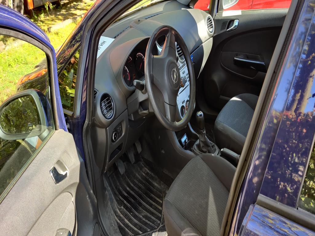 Hochwertiges Laborequipment der städtischen Wasserversorgung-9