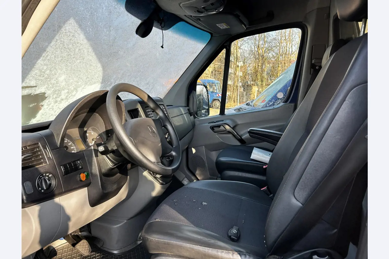 Various municipal vehicles, workshop vehicles and cars-11