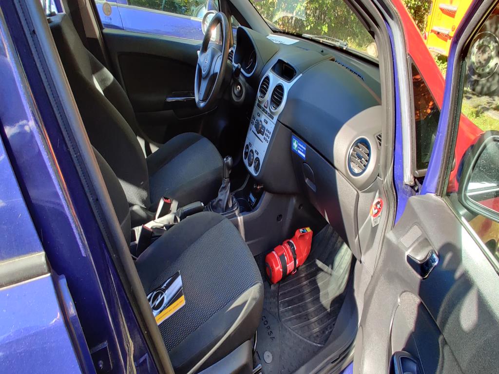 Hochwertiges Laborequipment der städtischen Wasserversorgung-16