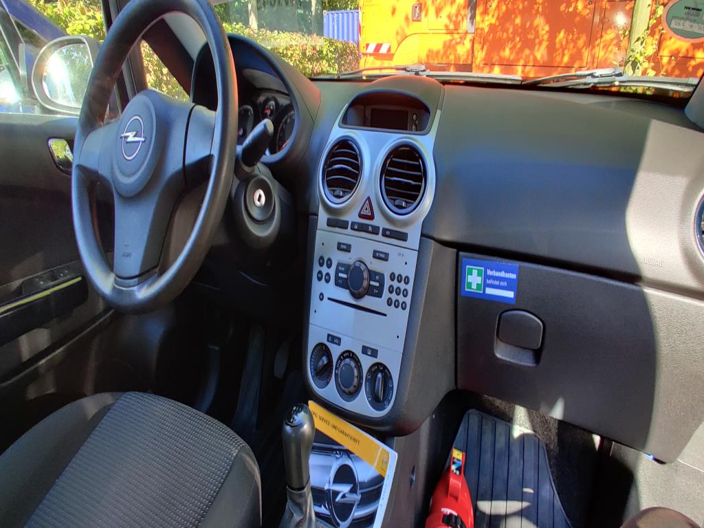 Hochwertiges Laborequipment der städtischen Wasserversorgung-17