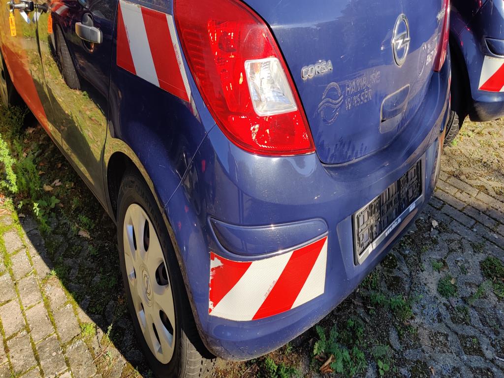 Hochwertiges Laborequipment der städtischen Wasserversorgung-8