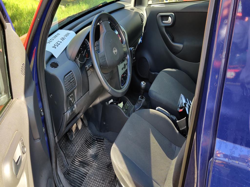 Hochwertiges Laborequipment der städtischen Wasserversorgung-10