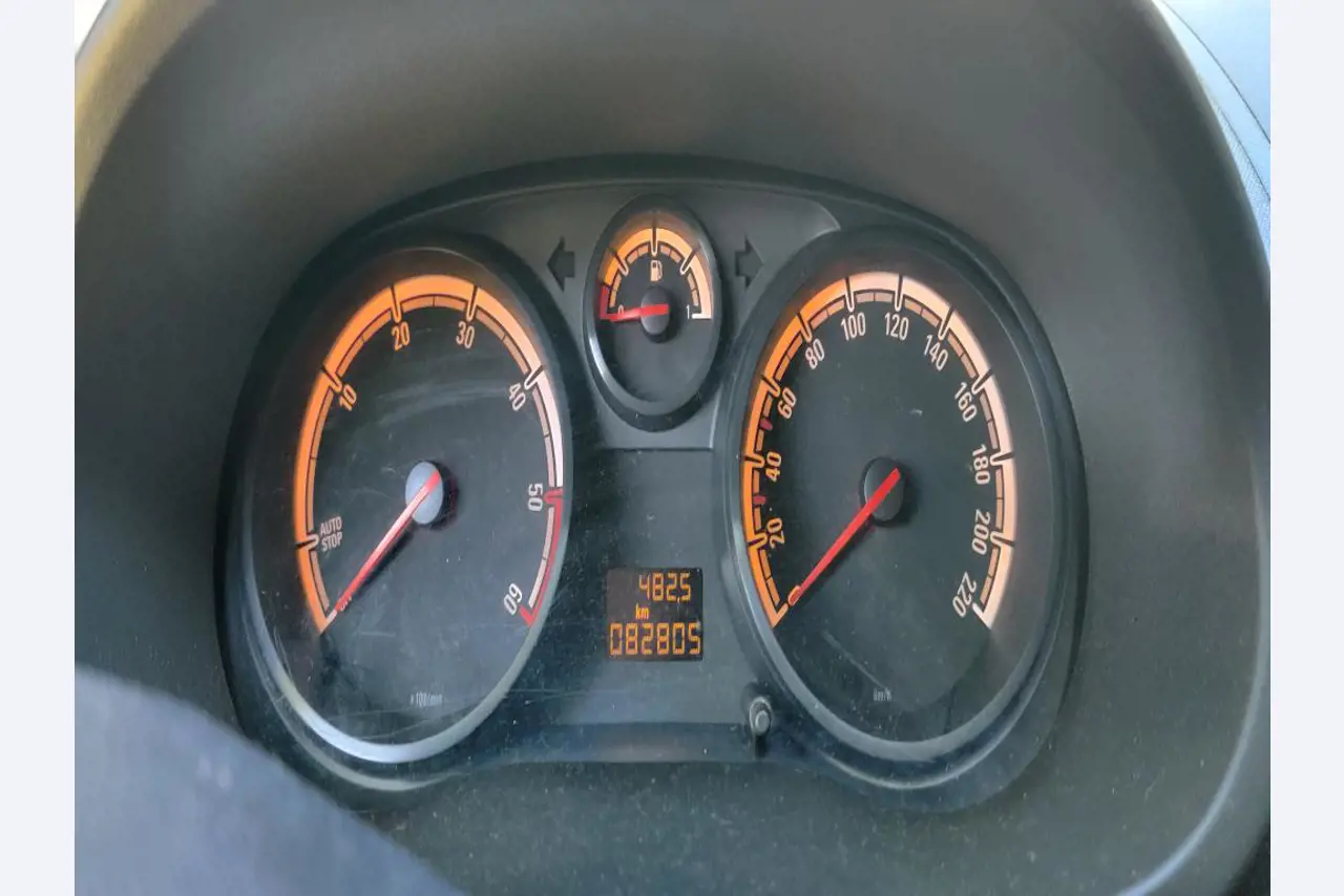 Vysoce kvalitní laboratorní vybavení pro zásobování obcí vodou-13