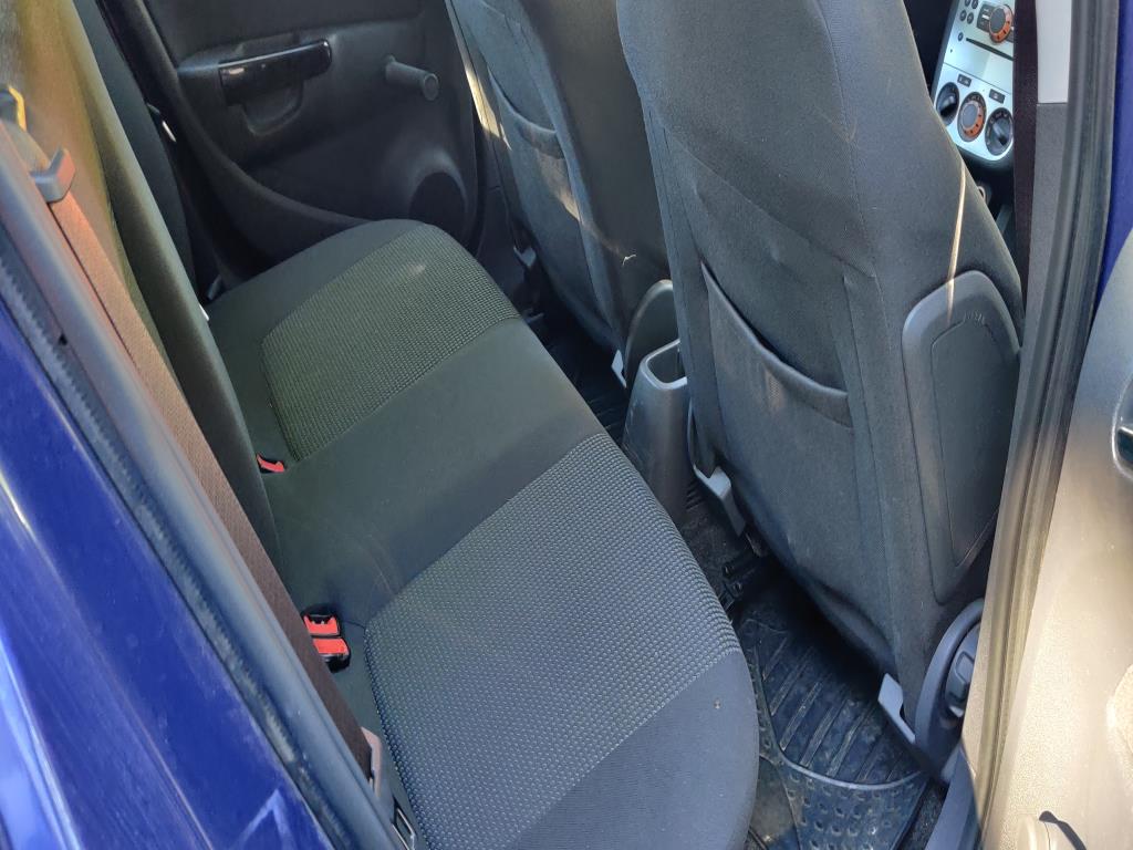 Hochwertiges Laborequipment der städtischen Wasserversorgung-16