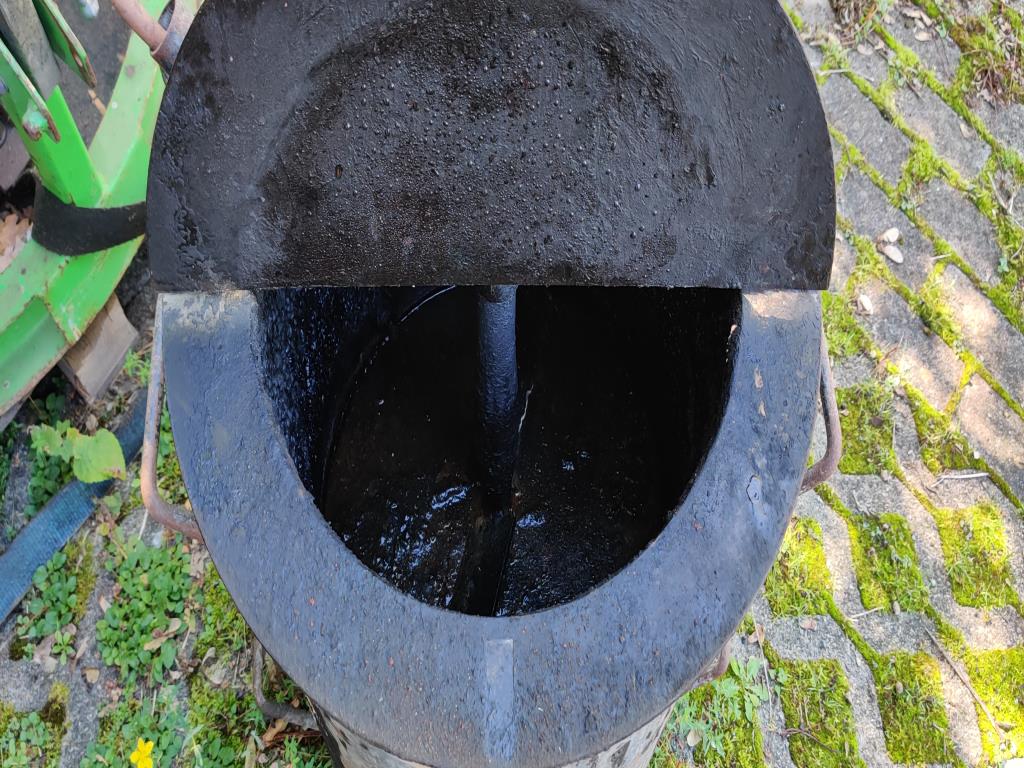 Hochwertiges Laborequipment der städtischen Wasserversorgung-5