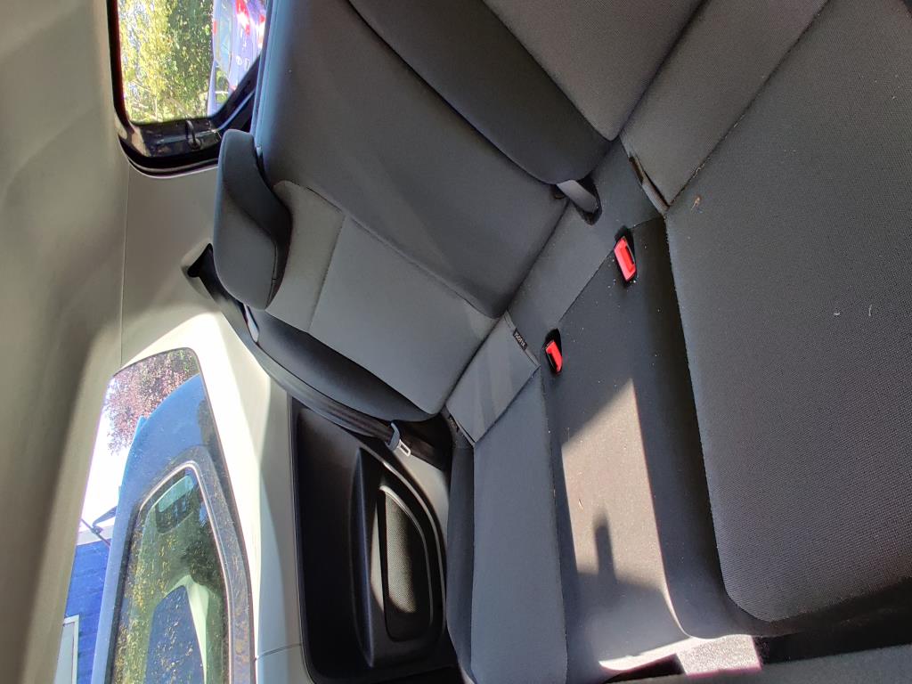 Hochwertiges Laborequipment der städtischen Wasserversorgung-14