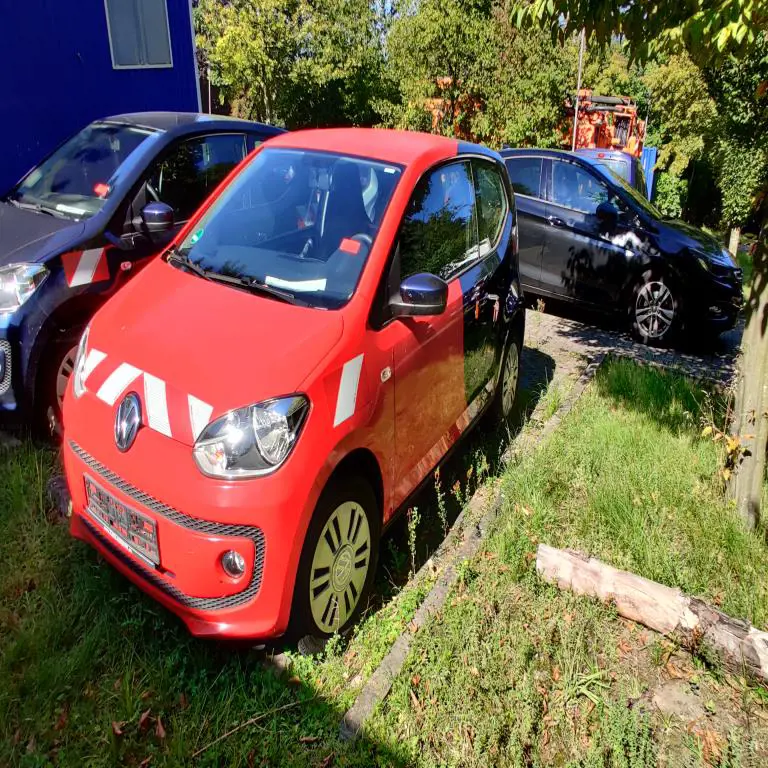 Passenger car (ex HH-W 264/ FW1067) Volkswagen UP !