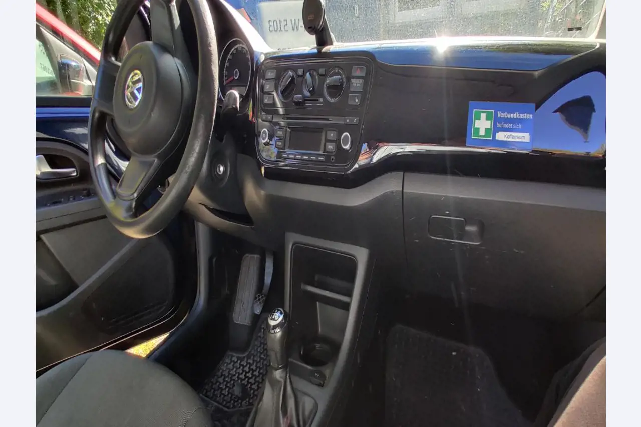 Hochwertiges Laborequipment der städtischen Wasserversorgung-16