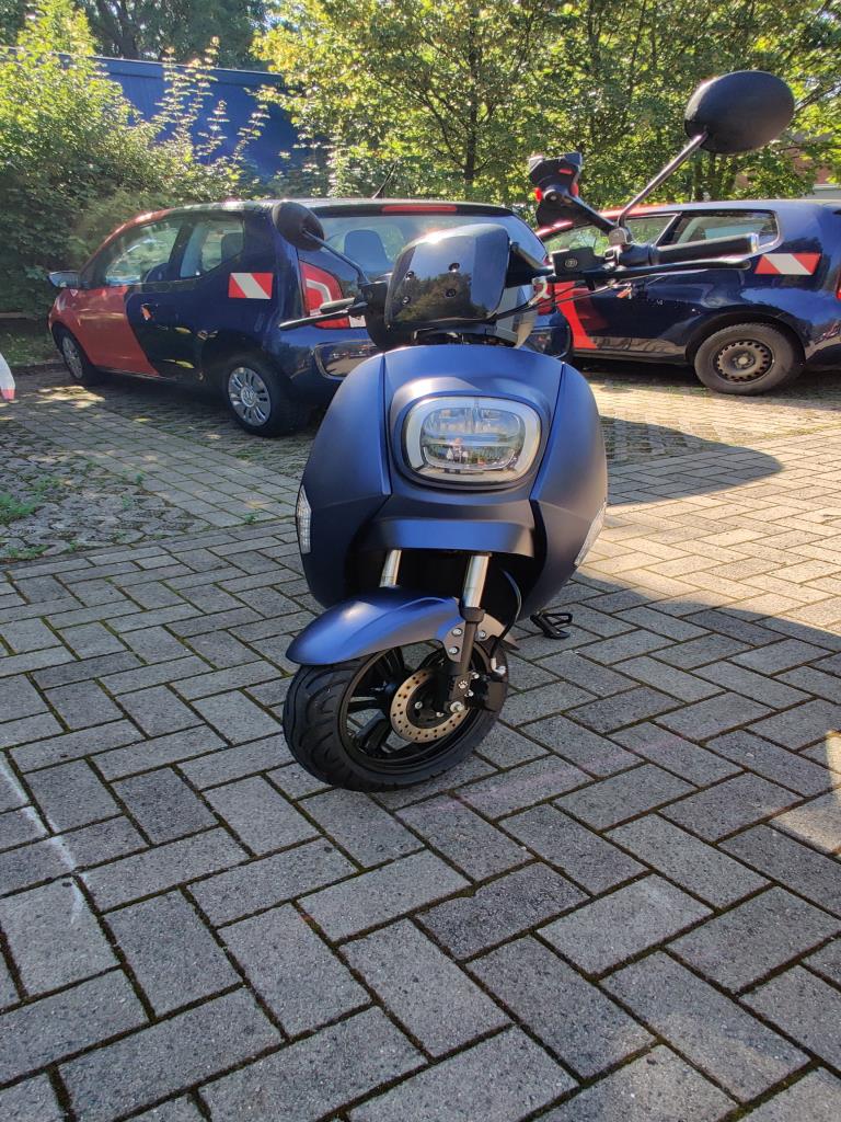 Hochwertiges Laborequipment der städtischen Wasserversorgung-3