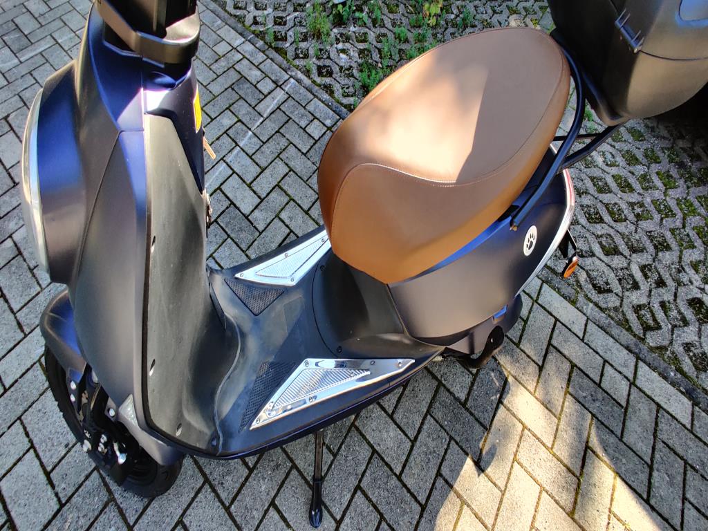 Hochwertiges Laborequipment der städtischen Wasserversorgung-9