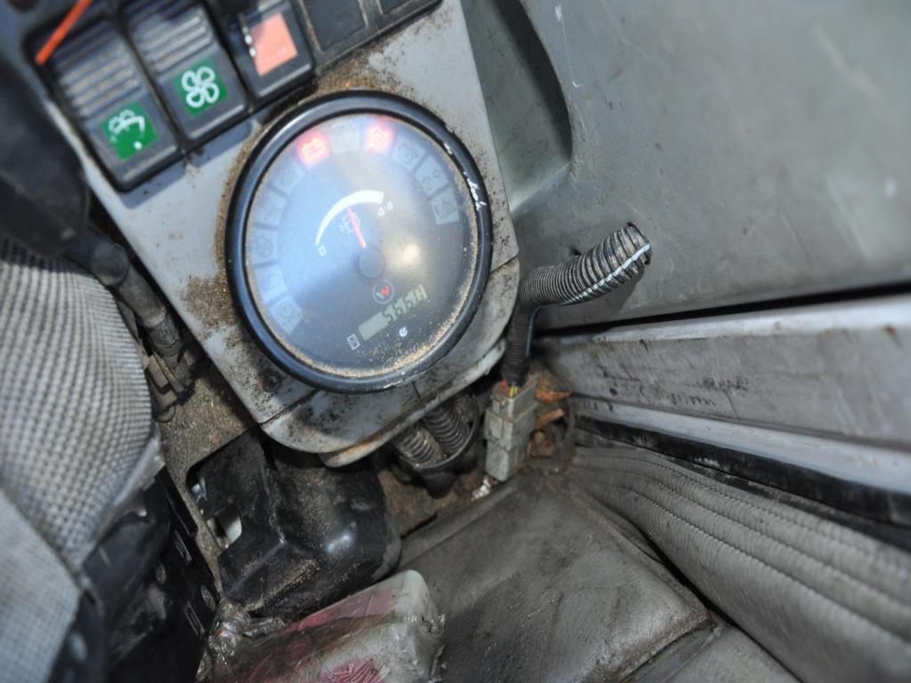 Material de laboratório em bom estado de conservação proveniente das existências públicas
-17