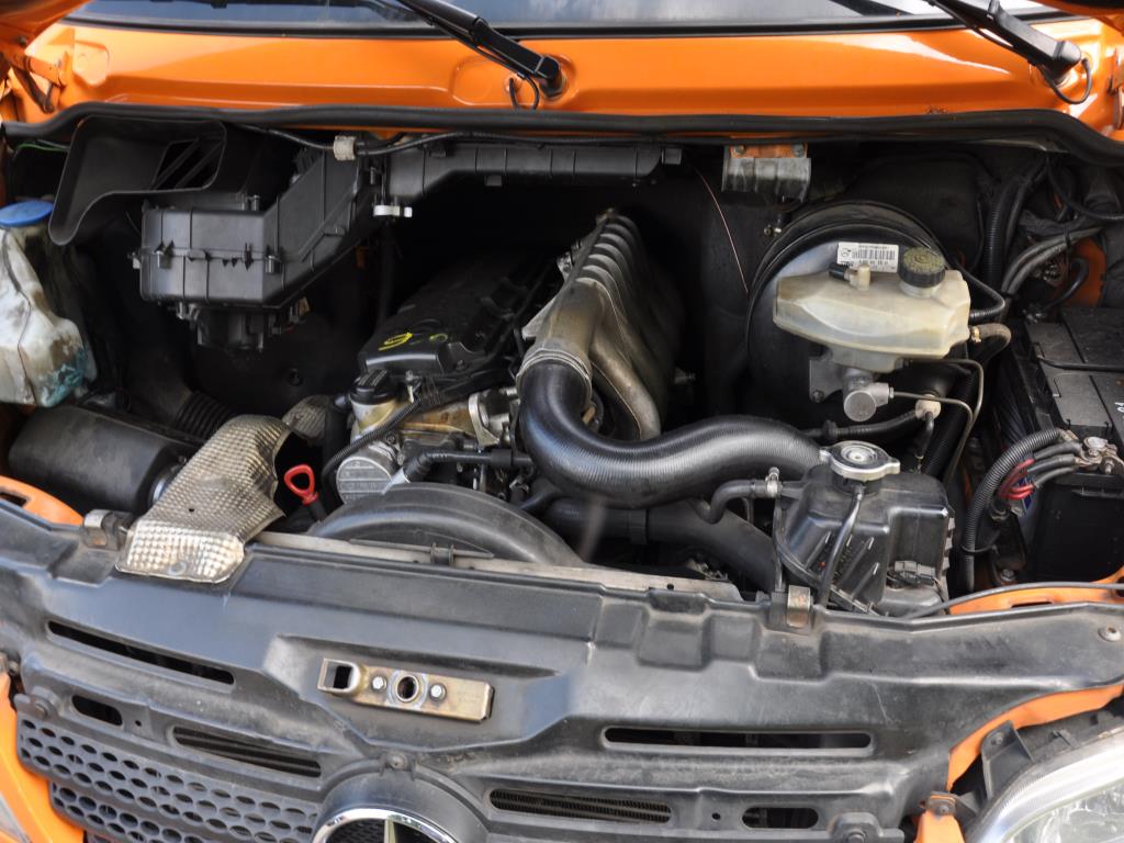 Material de laboratório em bom estado de conservação proveniente das existências públicas
-20