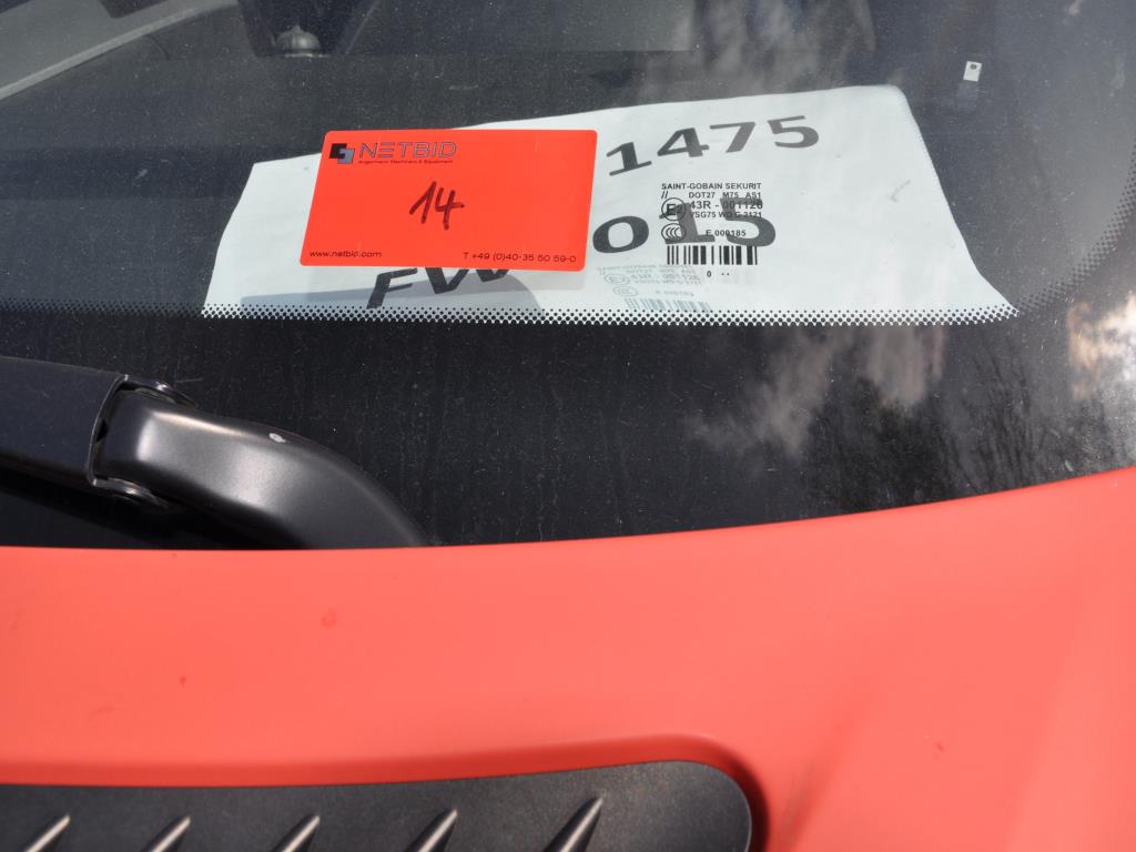 Dobrze utrzymane pojazdy komunalne, komunalne i innych władz publicznych-18