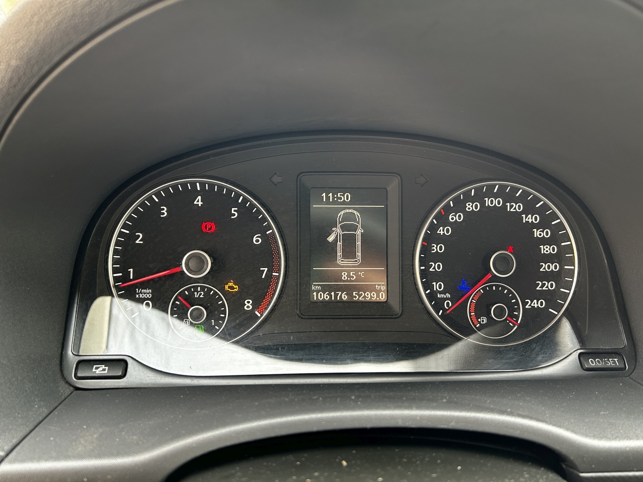 Dobro vzdrževana laboratorijska oprema iz državnih zalog
-14