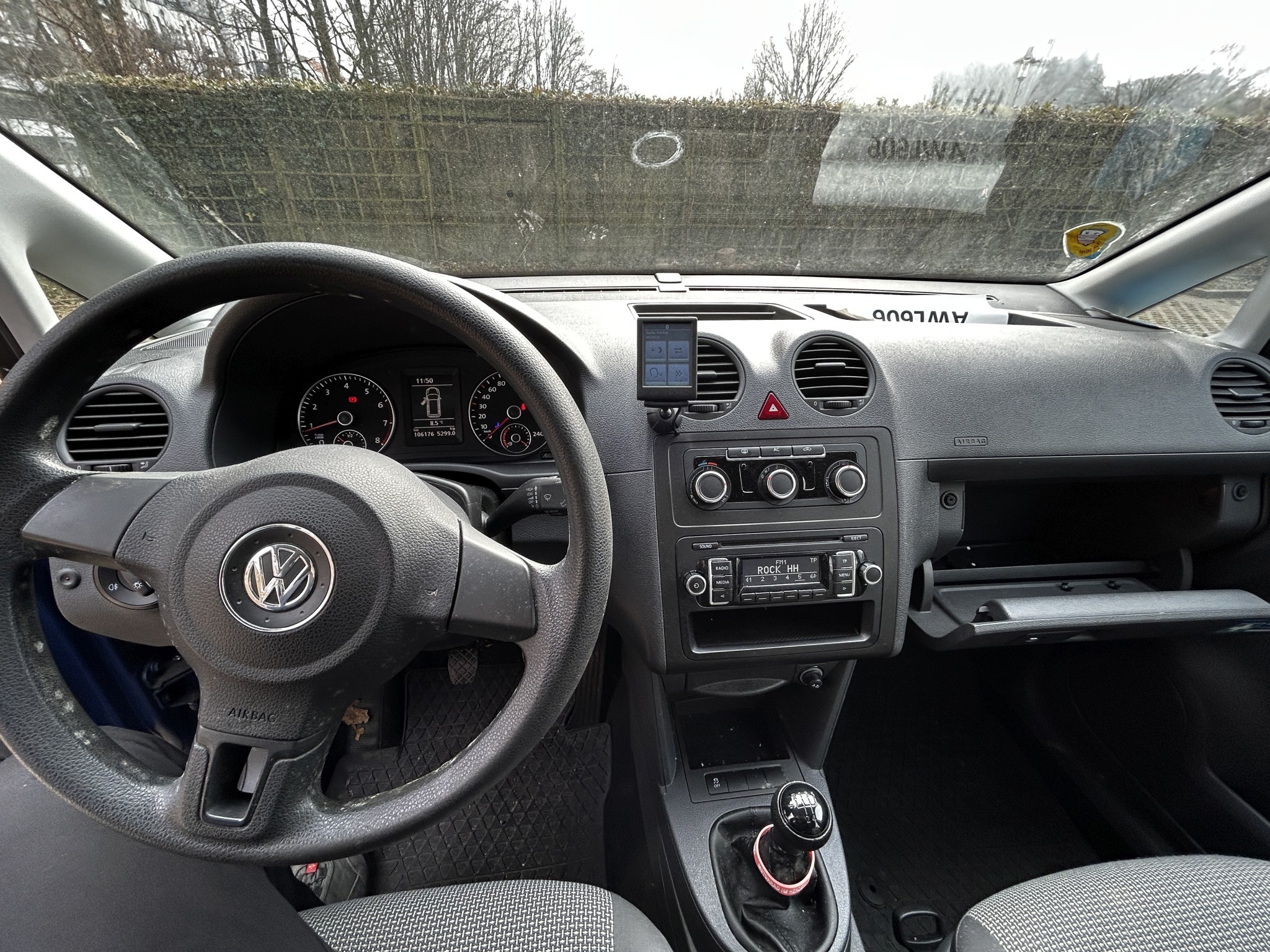 Dobro vzdrževana laboratorijska oprema iz državnih zalog
-15