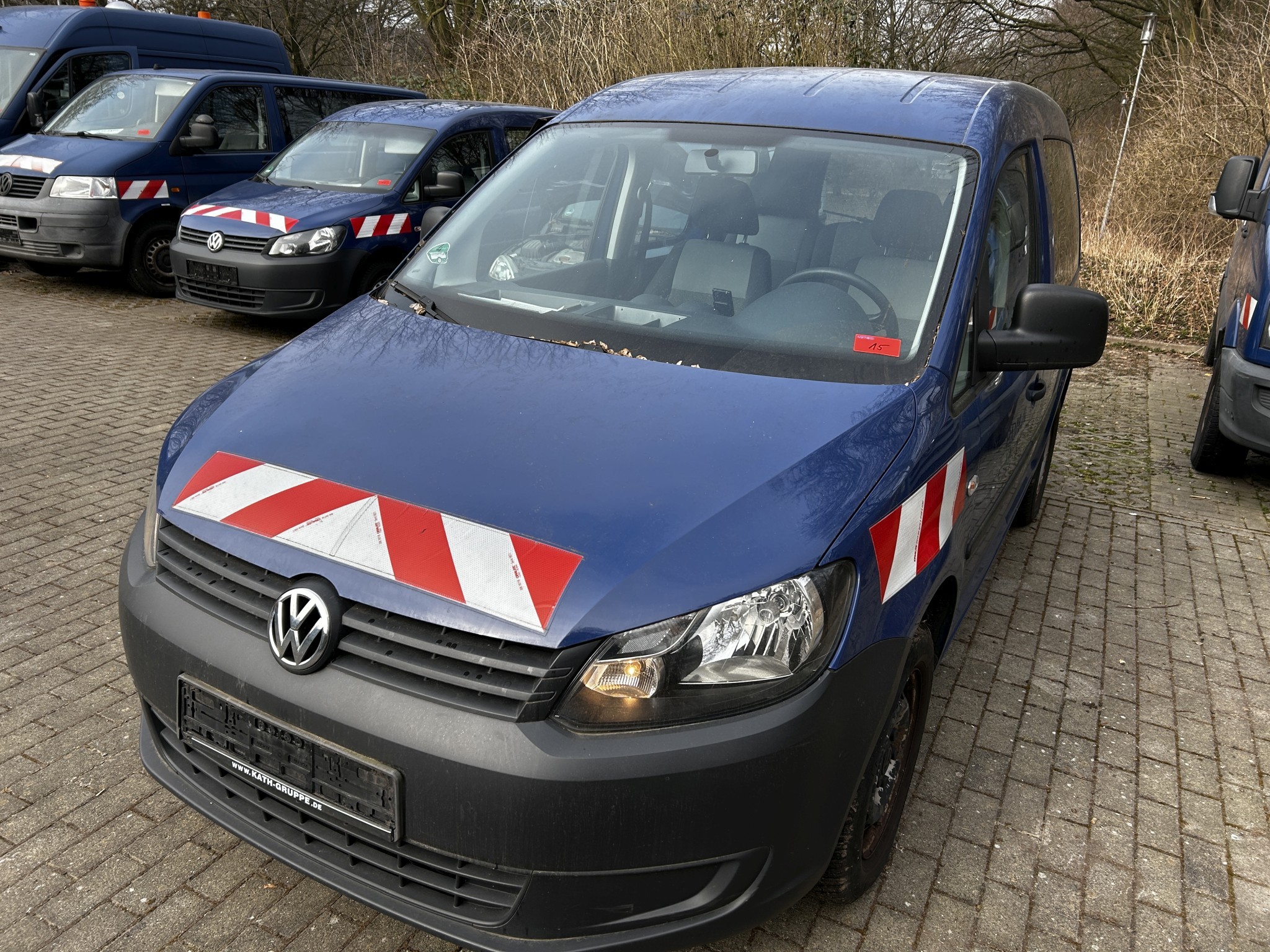 Dobro vzdrževana laboratorijska oprema iz državnih zalog
-2