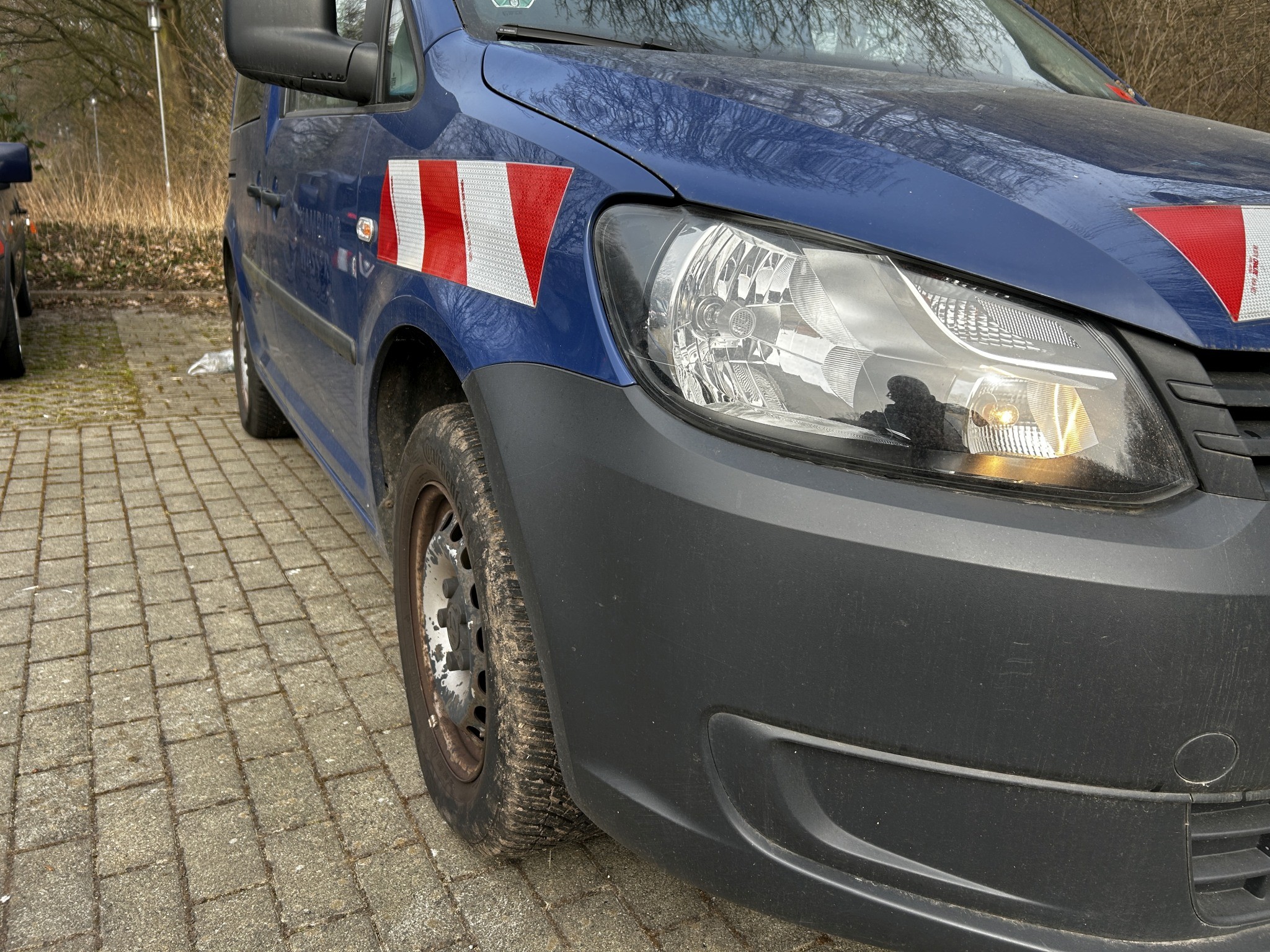 Dobro vzdrževana laboratorijska oprema iz državnih zalog
-5