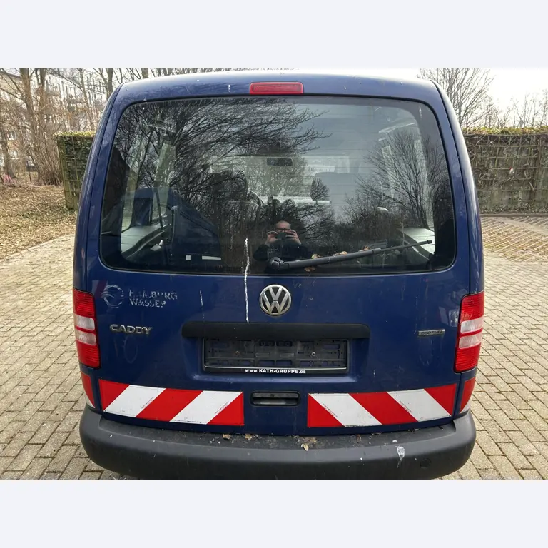 Dobrze utrzymane pojazdy komunalne, komunalne i innych władz publicznych-6
