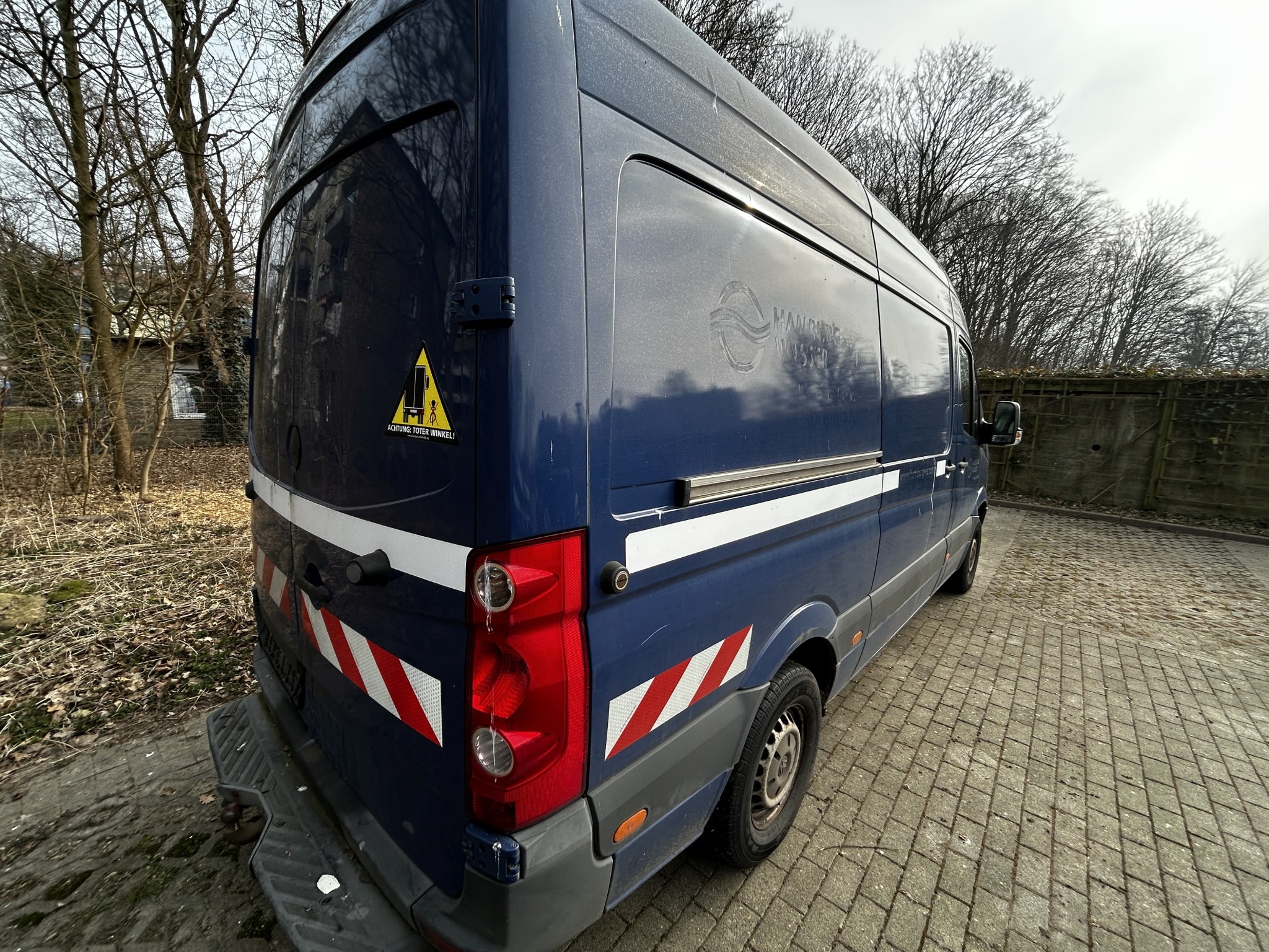 Dobro vzdrževana laboratorijska oprema iz državnih zalog
-7