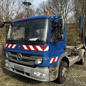 LKW f. Kippmulden mit Auf-u. Absetzvorrichtung (ex HH-W 3373 / AWL 604) Mercedes Benz 1624 Atego