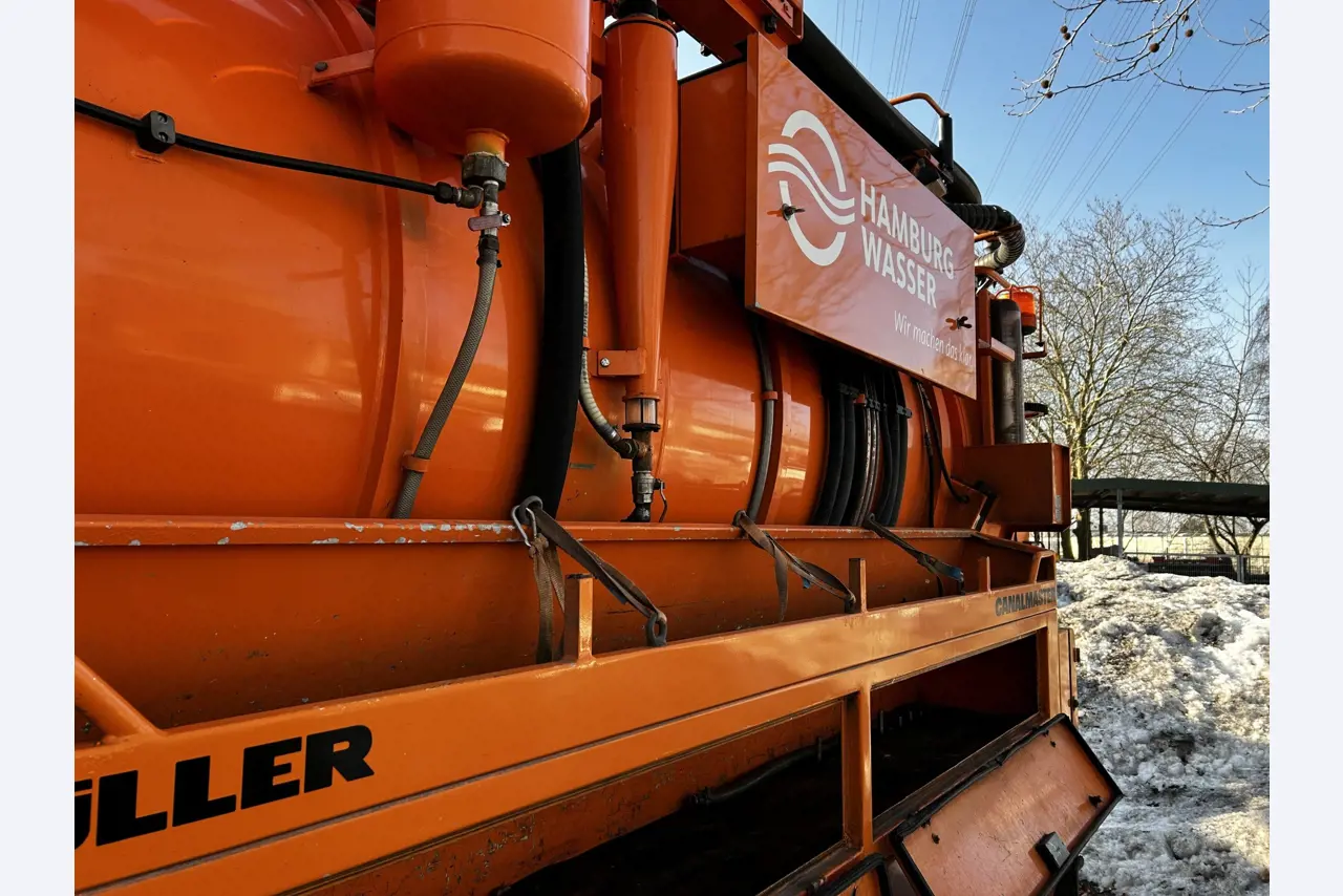 Various municipal vehicles, workshop vehicles and cars-26