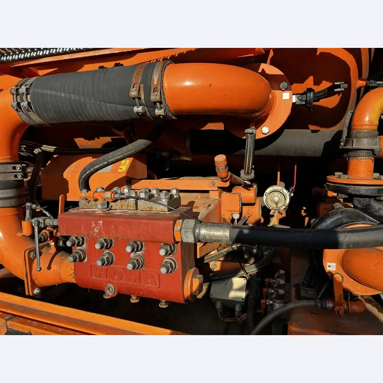 Various municipal vehicles, workshop vehicles and cars-37