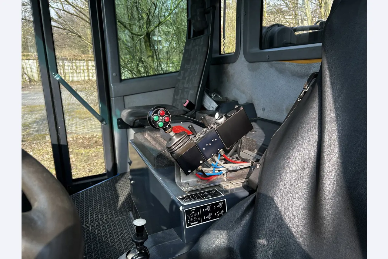 taquímetro y un espectrómetro de masas de plasma acoplado inductivamente-21