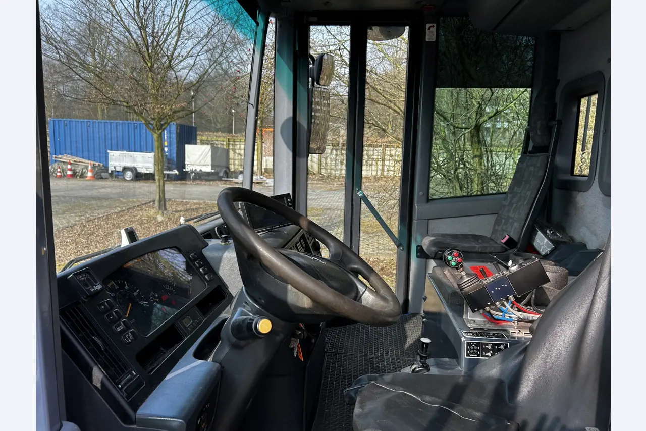 taquímetro y un espectrómetro de masas de plasma acoplado inductivamente-22