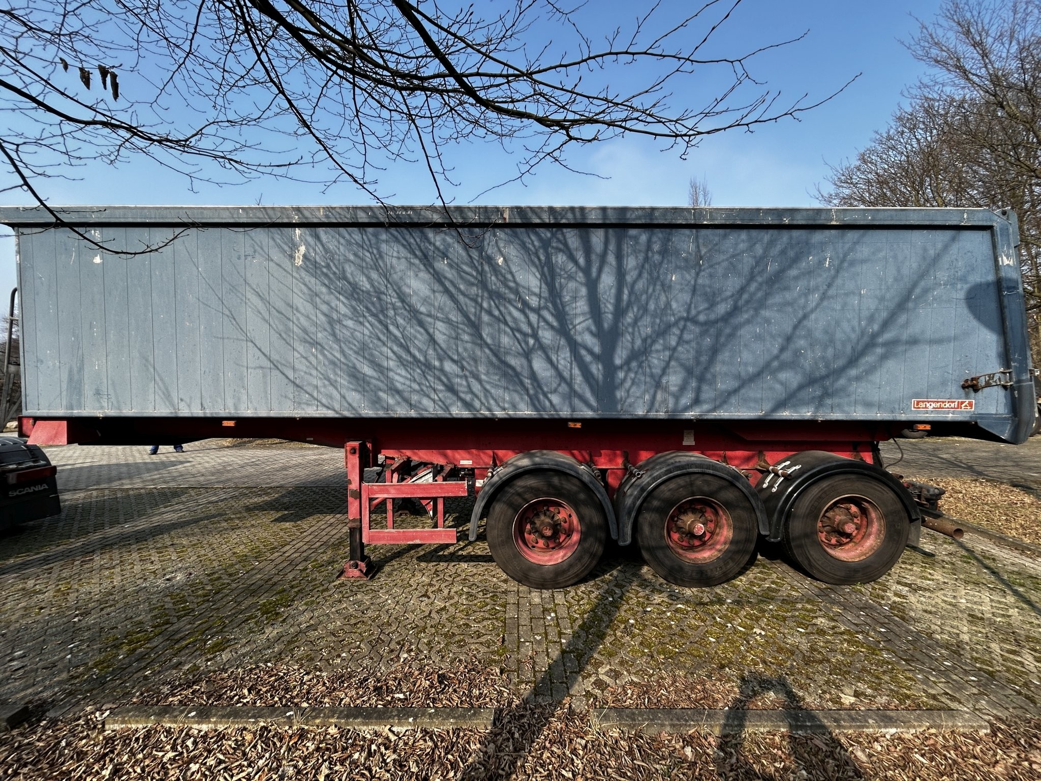 Various municipal vehicles, workshop vehicles and cars-15