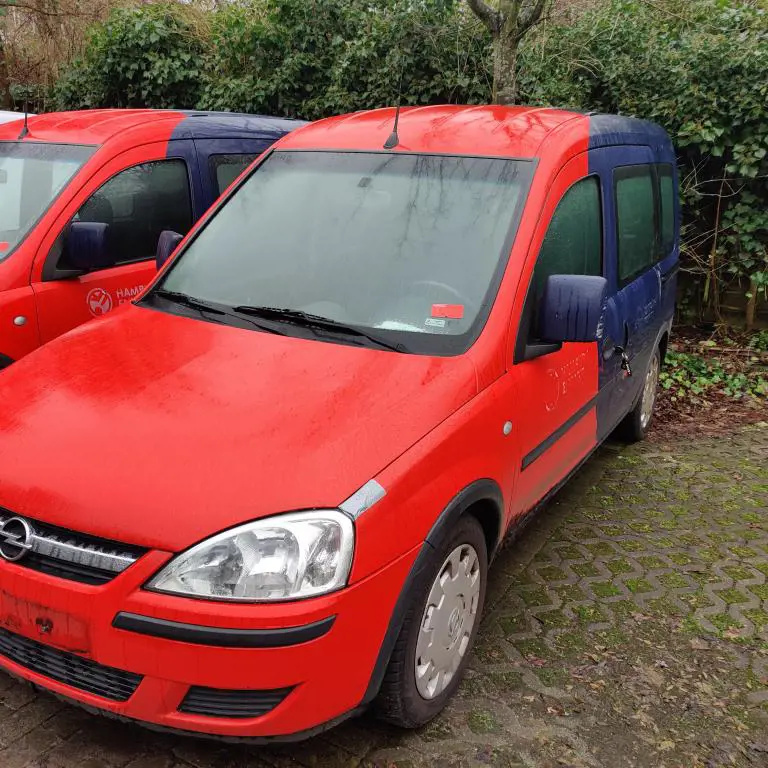 Passenger car (ex HH-W 2930) Opel Corsa