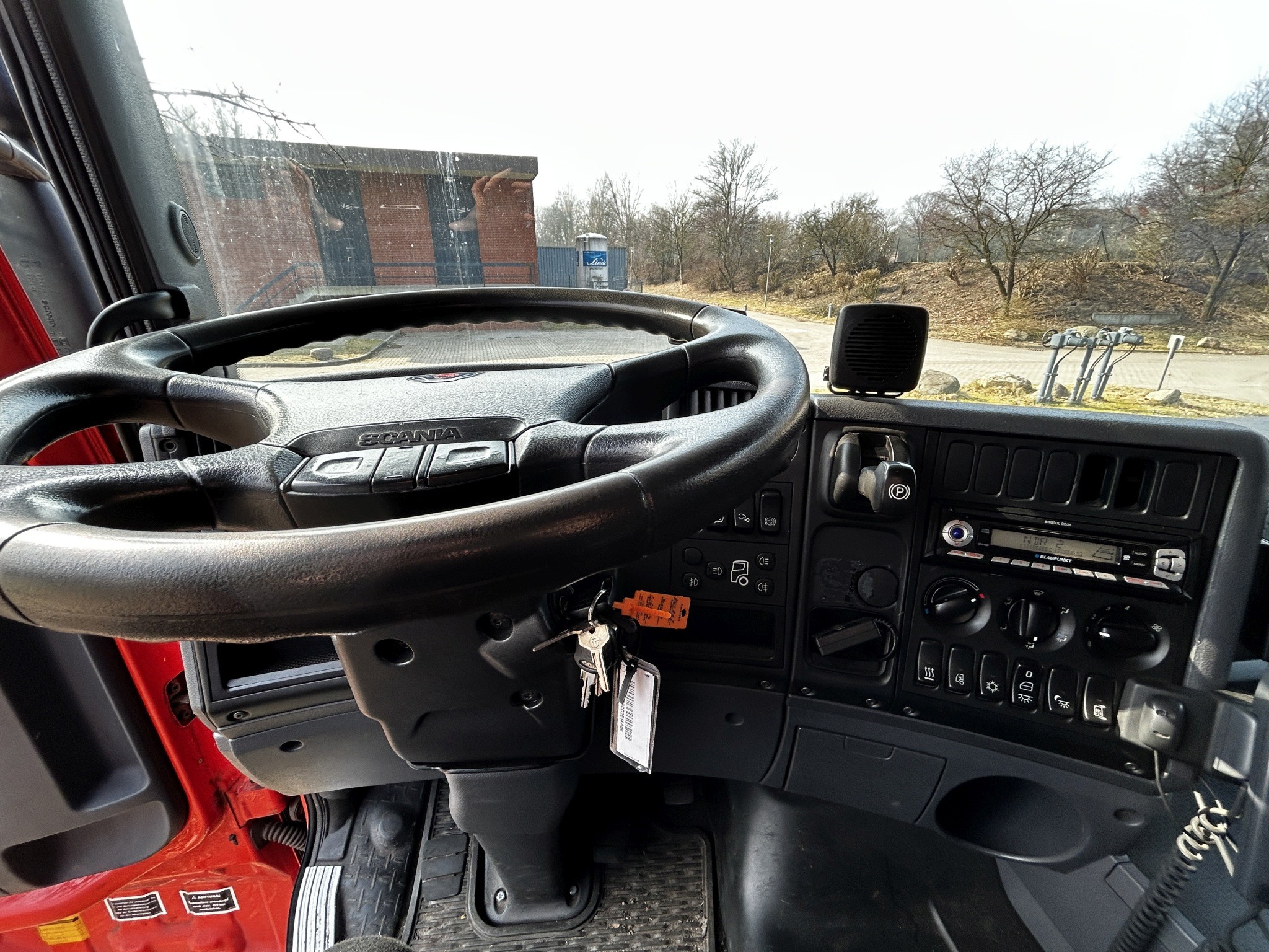 Various municipal vehicles, workshop vehicles and cars-18