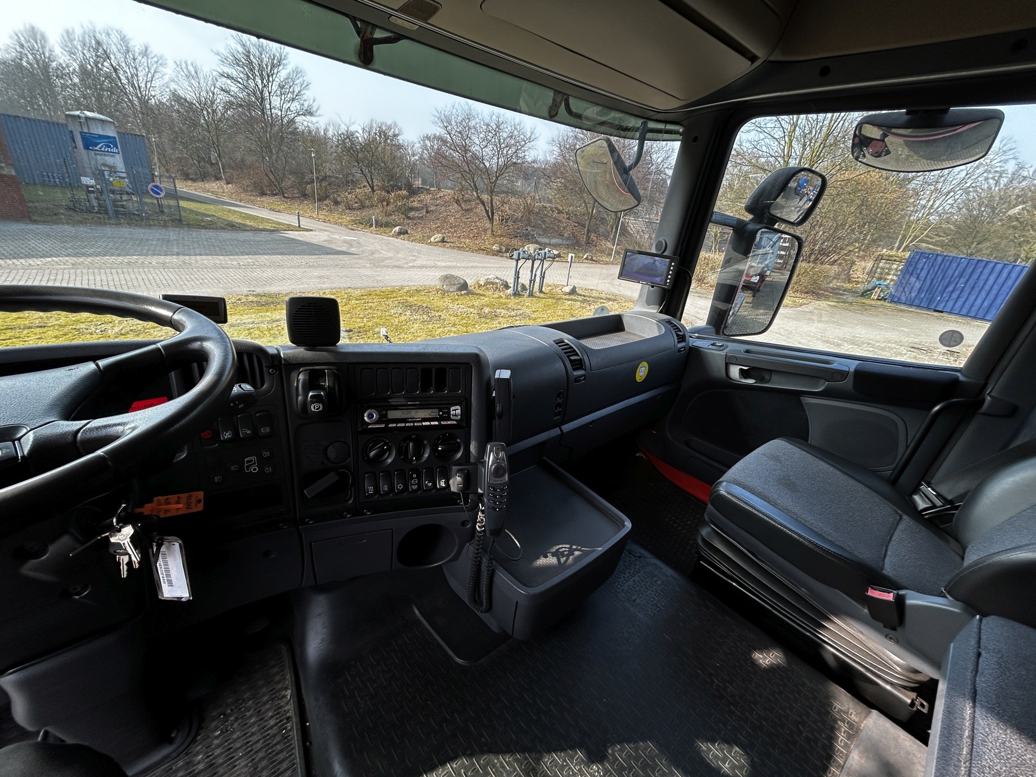 Various municipal vehicles, workshop vehicles and cars-19