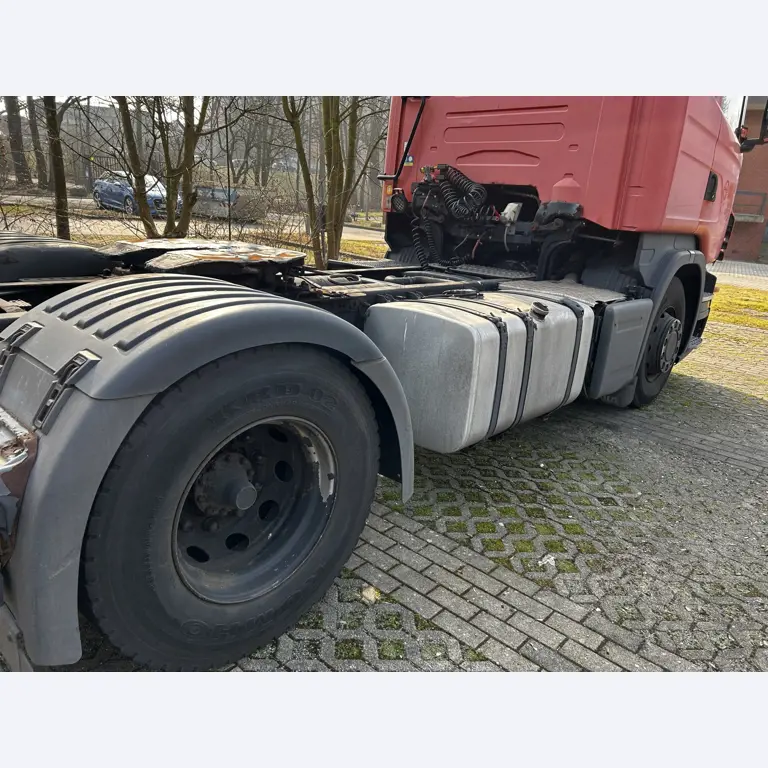 Dobře udržovaná vozidla obcí, komunálních služeb a dalších veřejných orgánů.-6
