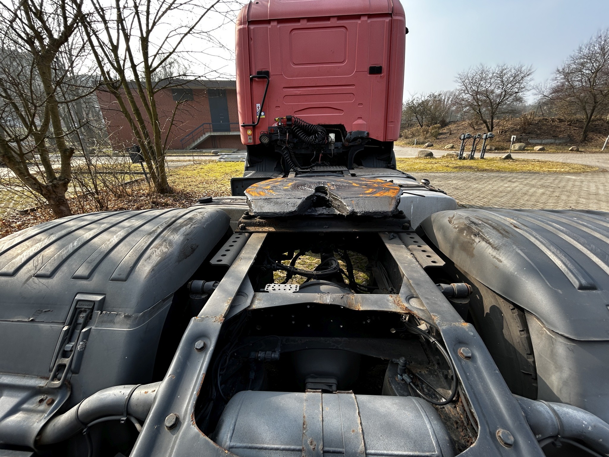 Material de laboratório em bom estado de conservação proveniente das existências públicas
-7