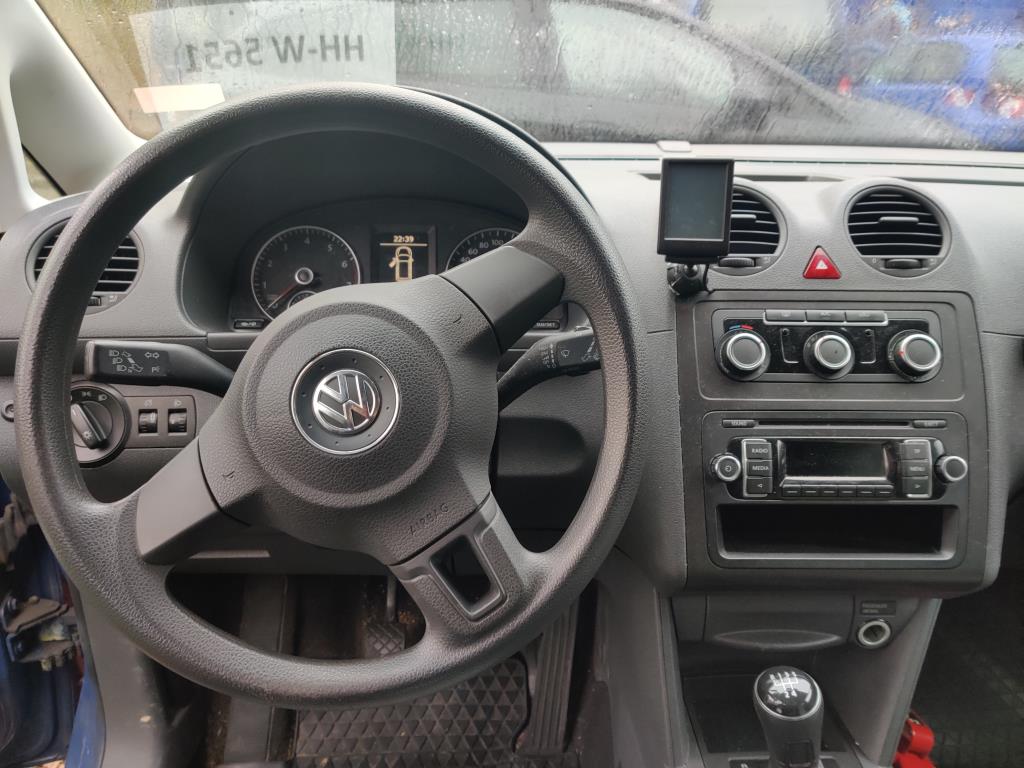 Dobře udržované laboratorní vybavení ze státních zásob
-13