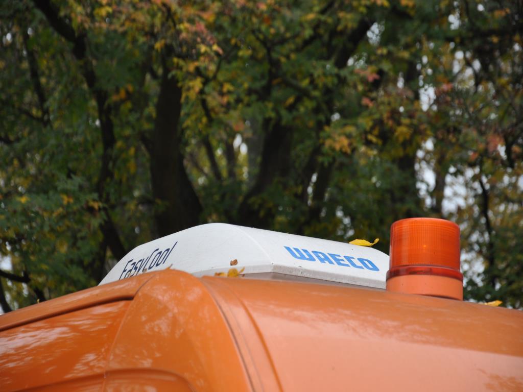 Dobře udržovaná vozidla obcí, komunálních služeb a dalších veřejných orgánů.-26