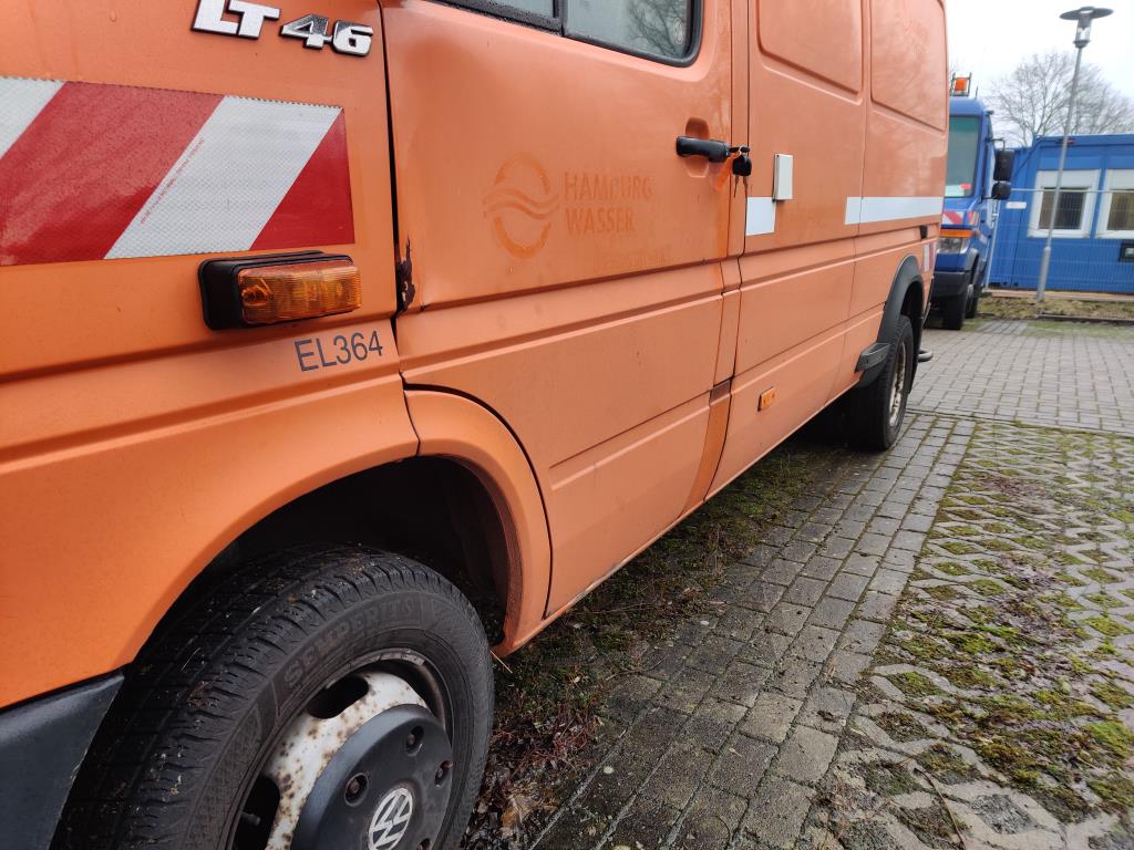 Material de laboratório em bom estado de conservação proveniente das existências públicas
-10