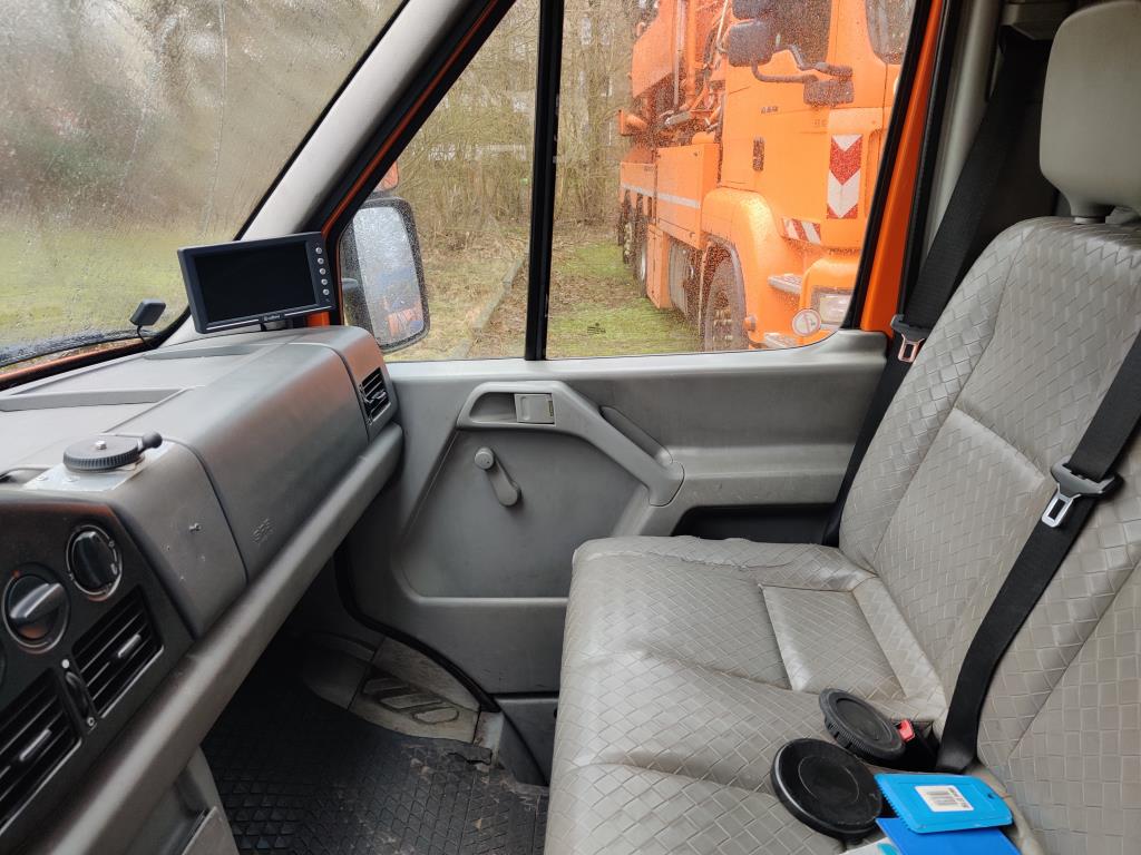 Gepflegte Kommunal-, Nutz- und weitere Behördenfahrzeuge-16