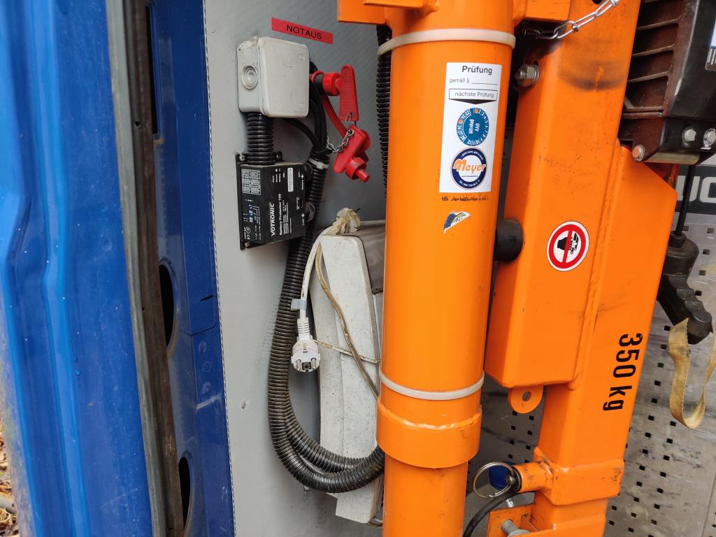 Various municipal vehicles, workshop vehicles and cars-28