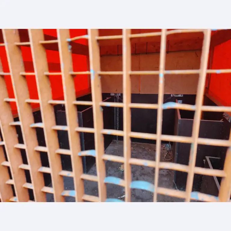 Material de laboratório em bom estado de conservação proveniente das existências públicas
-15