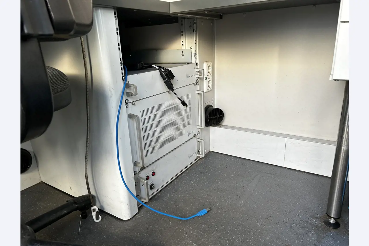 Various municipal vehicles, workshop vehicles and cars-21