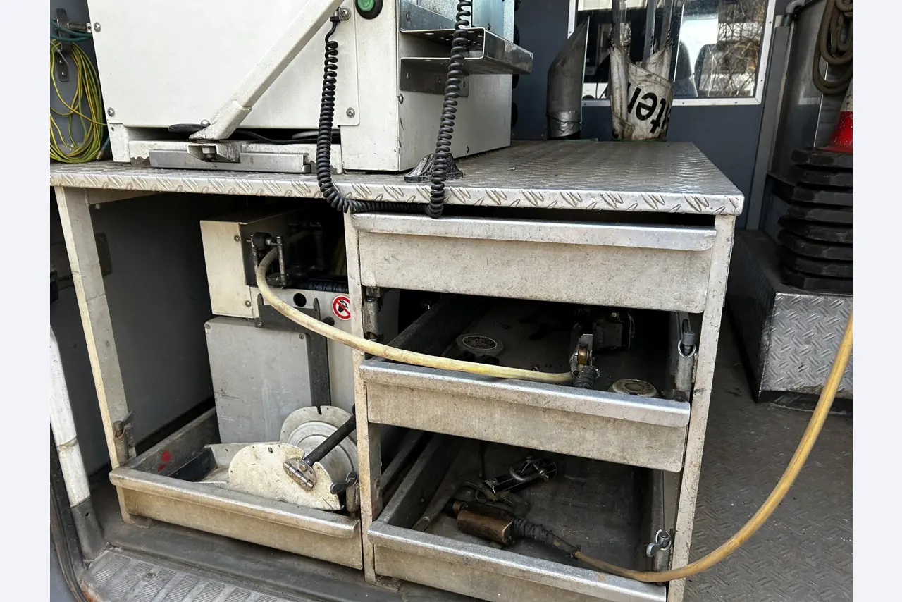 Various municipal vehicles, workshop vehicles and cars-22