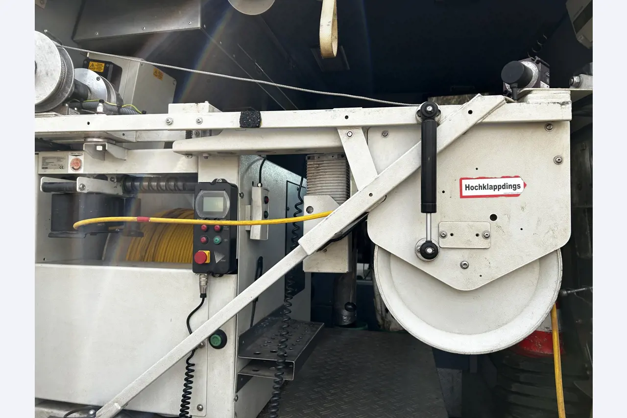 Various municipal vehicles, workshop vehicles and cars-23