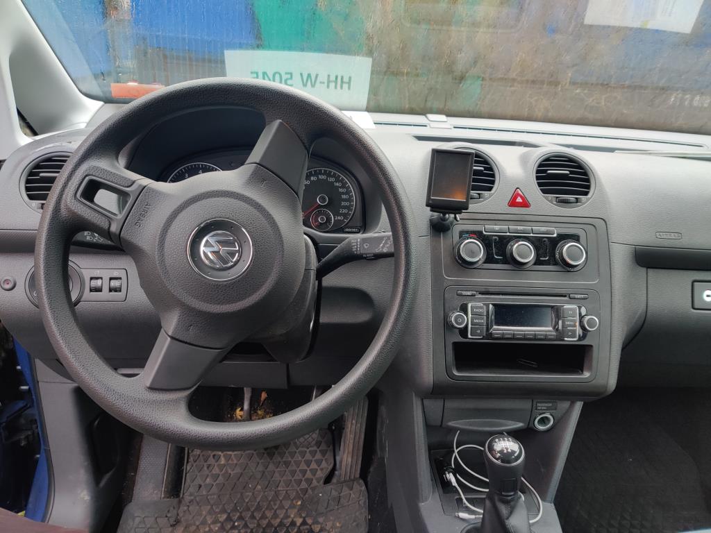 Material de laboratório em bom estado de conservação proveniente das existências públicas
-12