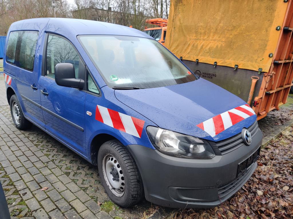 Material de laboratório em bom estado de conservação proveniente das existências públicas
-4